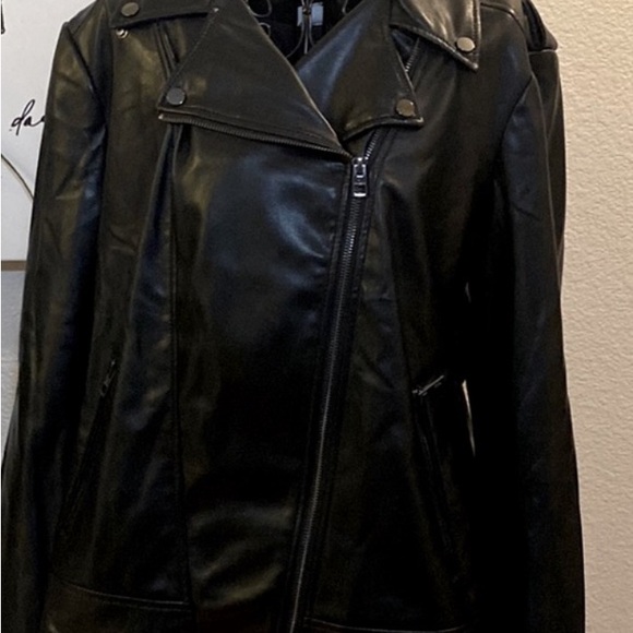 Beautiful Chicos faux leather jacket new without tags size 3 or XL - Picture 5 of 9